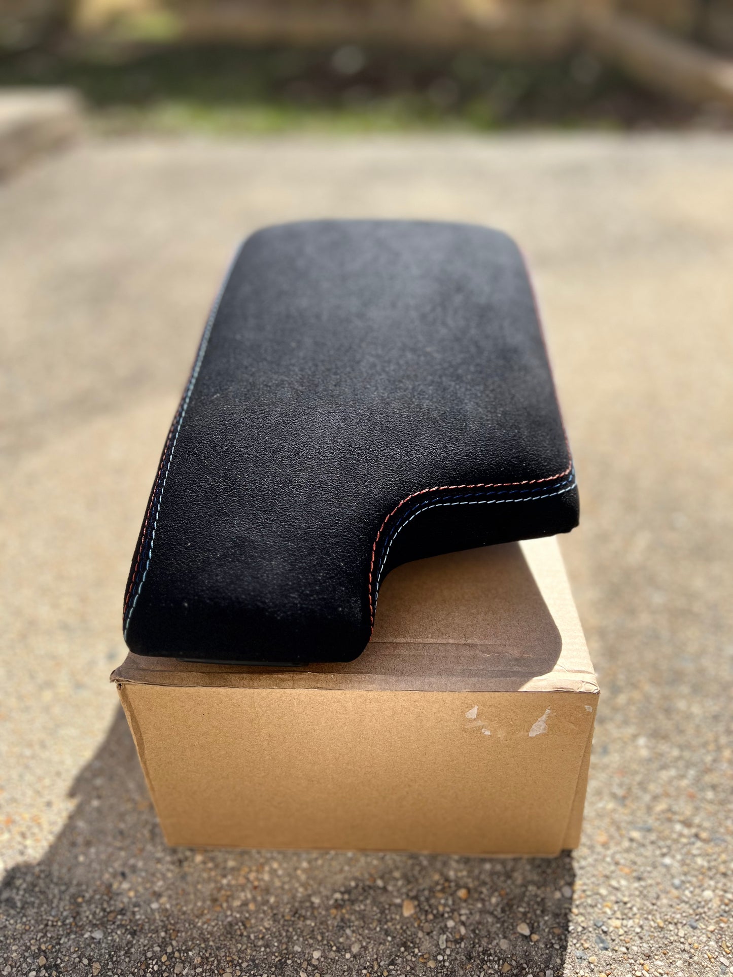 Alcantara Center Console Armrest for BMW E90/E91/E92/E93 3-series